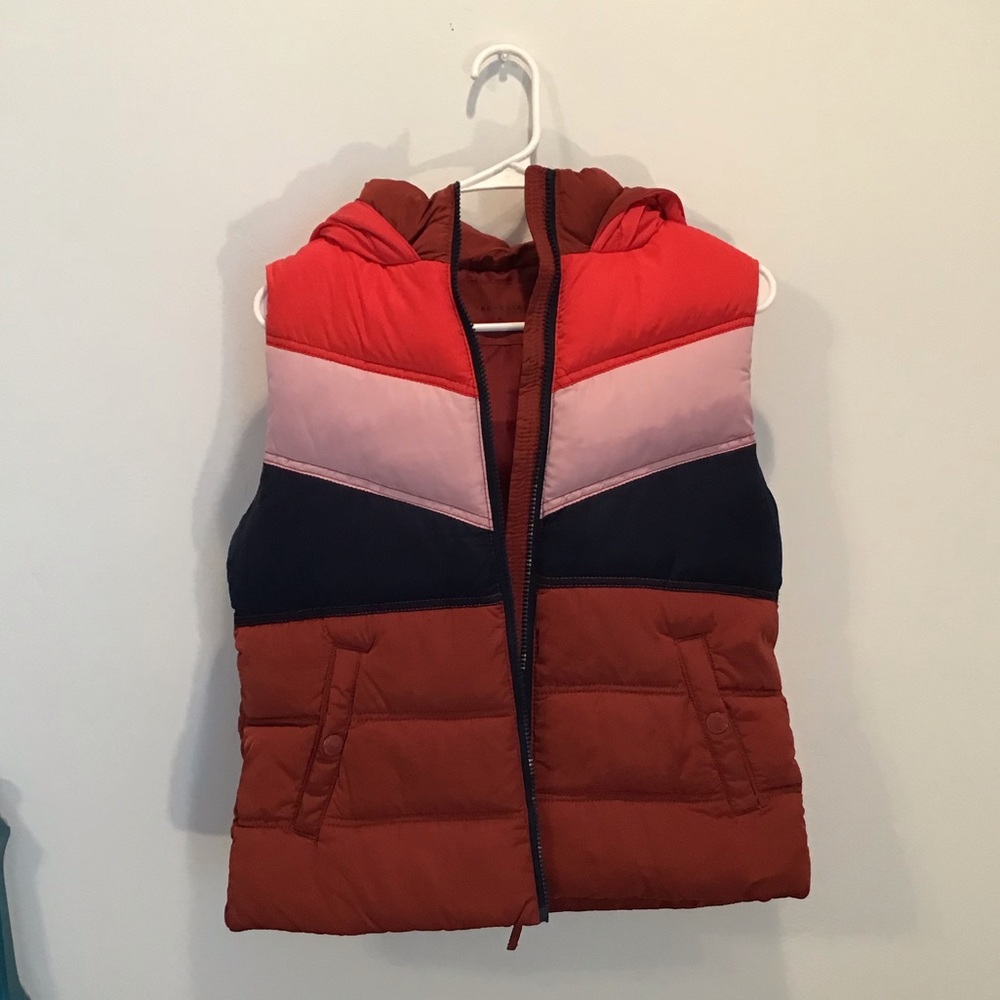 Aeropostale hooded puffer vest